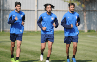 MANİSASPOR TOPBAŞI YAPIYOR 