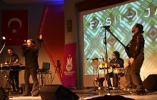 Şehzadeler’de Fasıl-ı Jazz Kadınlar için sahne aldı