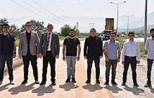 Akgedik TOKİ-Menemen bağlantı yolunda çalışmalar sürüyor