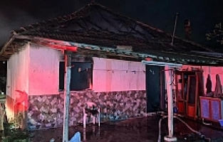 Komşusunda İftar Yemeği Yerken Evi Yandı