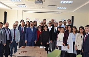 Manisa’da sanatla terapi eğitimi