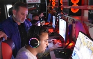 ‘Şehzadeler Valorant Turnuvası'nda e-spor merkezi müjdesi