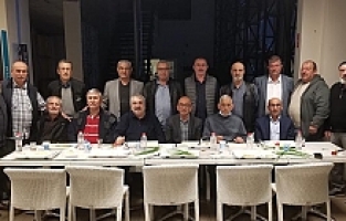 Taş medreseliler, 42 yıl sonra iftar sofrasında bir araya geldi