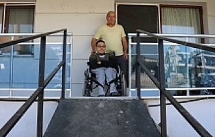 Engelli rampası ile hayatı kolaylaştı