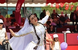 Manisa’da Azerbaycan Rüzgarı