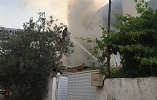 Manisa’da Ev Yangını: 1 Yaralı