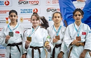 Salihlili Judocular Madalyalarla Döndü
