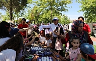 Turgutlu’da yerel tohum takas ve bahar şenliği büyük ilgi gördü