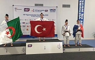 Yunusemreli Sümeyye Dünya Şampiyonu