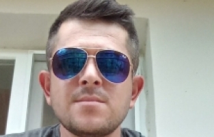 Arkadaşları Uyuyor Sandı Alkol Komasından Öldü