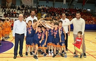 Basketbol Altyapı Buse Görer Sezonu Şampiyonları Belli Oldu