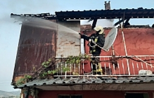 Eşi ve Çocukları Uyurken Evini Yakan Baba Öldü Ailesi Ağır Yaralı