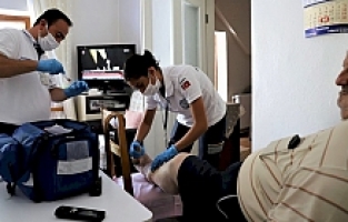 Alaşehir Belediyesinden Evde Bakım Hizmeti