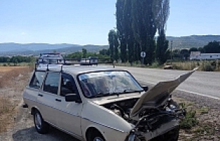 Demirci'de Kaza 3 Yaralı