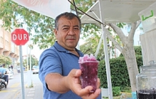 Emekli Oldu, Salihli’yi Kar Helvasıyla Tanıştırdı