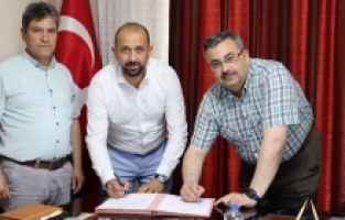 Hizmet-İş Kırkağaç'ta Ek Protokolü İmzaladı