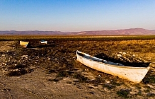 Kuruyan Marmara Gölü’nde Arazi Kavgası Yaşanıyor
