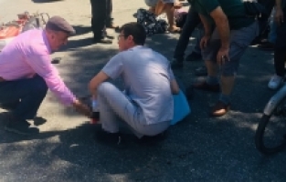 Otomobil Motosikletle Çarpıştı: 3 Yaralı