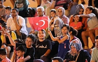 Şehzadeler Belediyesi Yaz Etkinliklerinde Keyifli Anlar Yaşattı