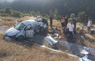 Soma'da Trafik Kazası: 3'ü ağır 5 yaralı