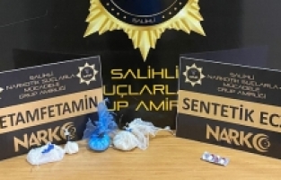 Manisa’da 2 zehir taciri tutuklandı