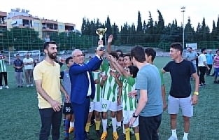 Salihli’de Kardeşlik Turnuvasında Şampiyon Köseali Oldu