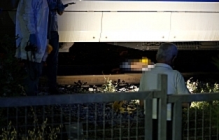 Trenin Altında Kalan Genç Hayatını Kaybetti