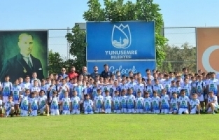 Yunusemre ile Futbolu Öğrendiler