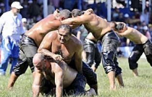 Başkan Çerçi’den Güreşseverlere Teşekkür