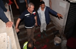 Demirci’deki Doğal Afet Sonrasında Ekipler Sahada