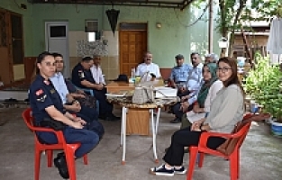 Kaymakam Sağlam Şehit Ailesini Ziyaret Etti