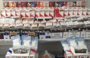 Manisa'da binlerce paket kaçak sigaraya el konuldu