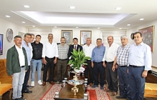 Muhtarlardan Başkan Çelik'e Ova Yolları Teşekkürü