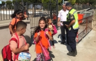 Sarıgöl'de Jandarmadan Okul Servislerine Denetim
