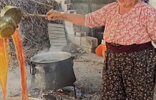 Şifa Kaynağı Pekmezler Kaynamaya Başladı