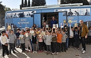 Gezici Kütüphane Öğrenciler ile Buluşuyor