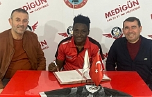 Soma Zafer Spor'a Kamerun Milli Takımından Kaleci Takviyesi