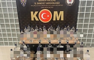 Manisa'ya sahte rakı sokmaya çalışırken yakalandı