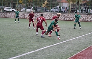 Salihli Belediyespor, Evinde Kartalspor’a Farklı Yenildi
