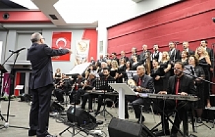Şehzadeler Belediyesi Öğretmenler Günü'nü Konserle Kutladı