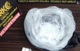 Turgutlu’da uyuşturucuyla yakalanan 3 şüpheli tutuklandı
