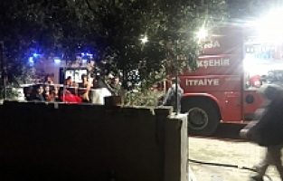Yanan Evinde Hayatını Kaybetti
