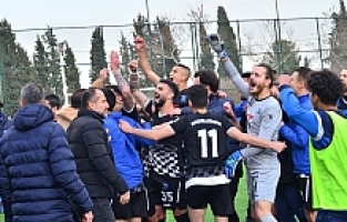 Lider Yunusemre Belediyespor Zirvede Farkı Açıyor