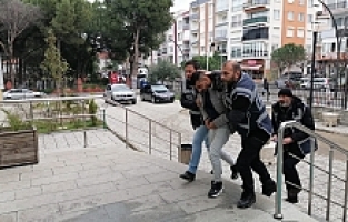 Boşandığı eşi tarafından bıçaklanarak öldürüldü