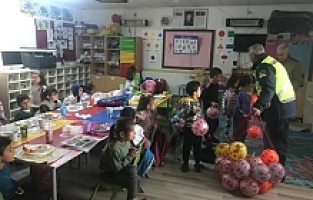 Sarıgöl’de jandarmadan trafik eğitimi