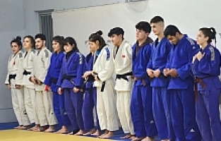Yunusemreli Genç Judocular Kocaeli'de Madalya Hedefliyor