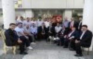 ESNAFIN KURTULUŞ GÜNÜNÜ KUTLADI 