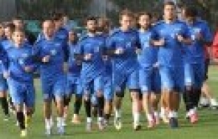 AKHİSAR BELEDİYESPOR, BURSASPOR MAÇI HAZIRLIKLARINA BAŞLADI