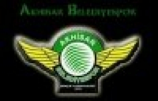 AKHİSARSPOR’DA HOCA KALIYOR, FUTBOLCU GİDİYOR