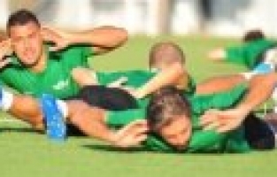 AKİGO FENER'E KİLİTLENDİ